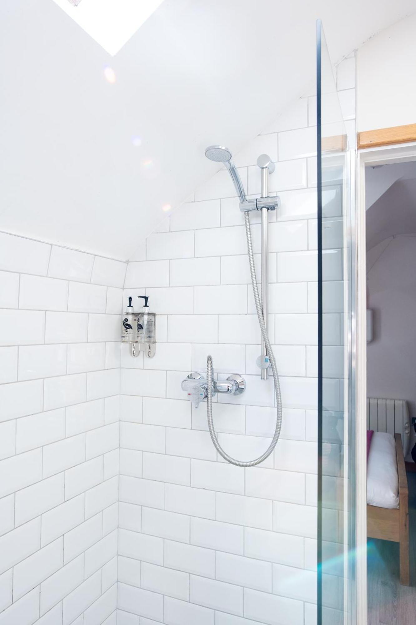 The Nest Boutique Hostel غالواي المظهر الخارجي الصورة